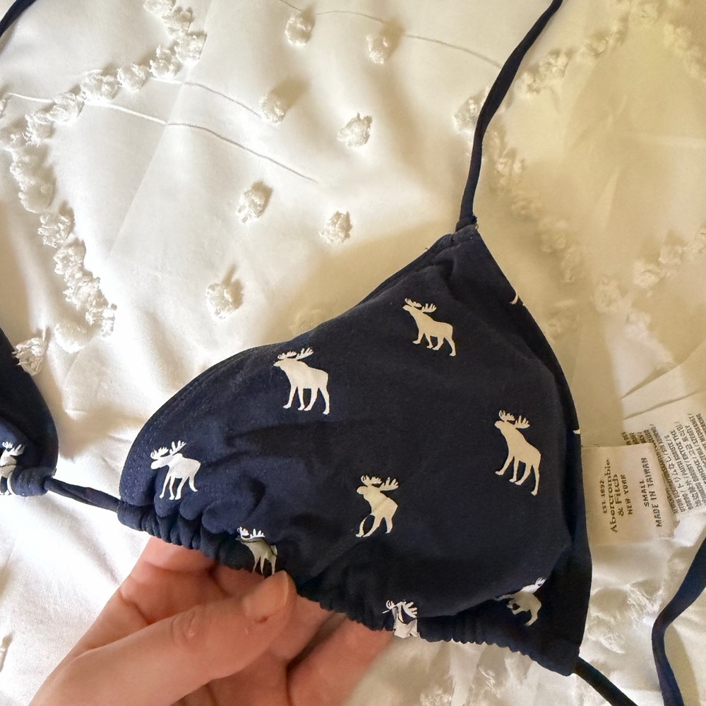 Old School Abercrombie Navy Triangle Bikini Top with White Moose Print - Picture 2 of 4